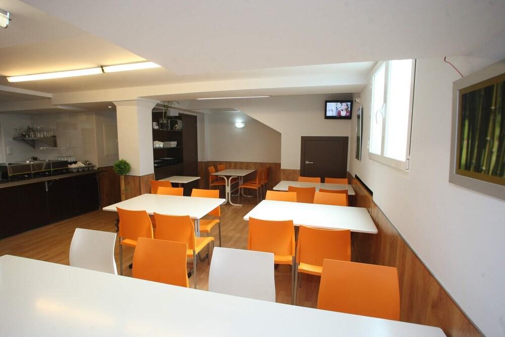 Hostal Vitorina Soria Dış mekan fotoğraf