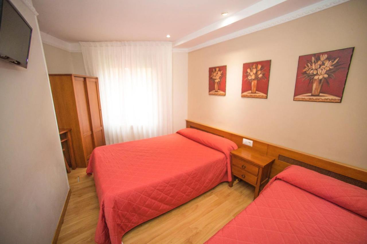Hostal Vitorina Soria Dış mekan fotoğraf